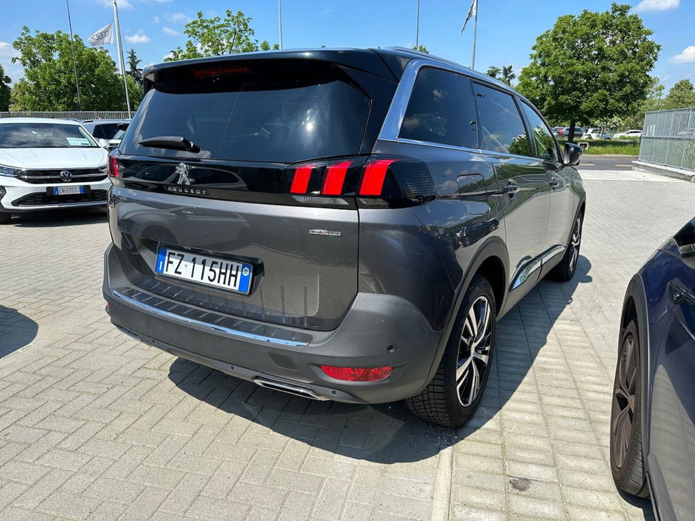 Peugeot 5008 usata a Milano (5)