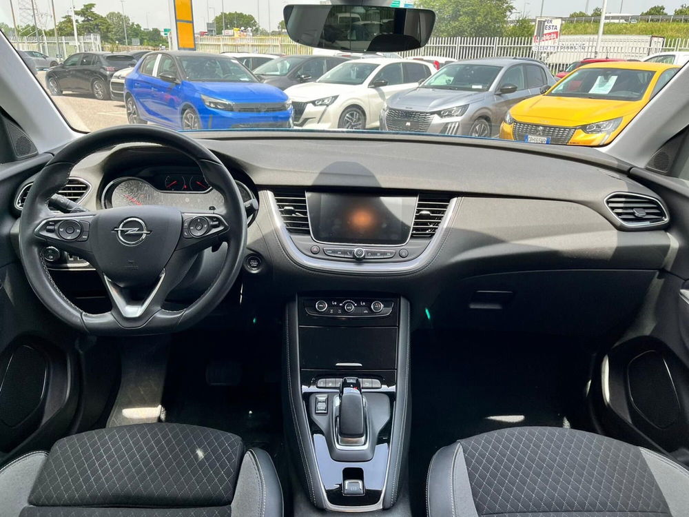 Opel Grandland X usata a Milano (14)