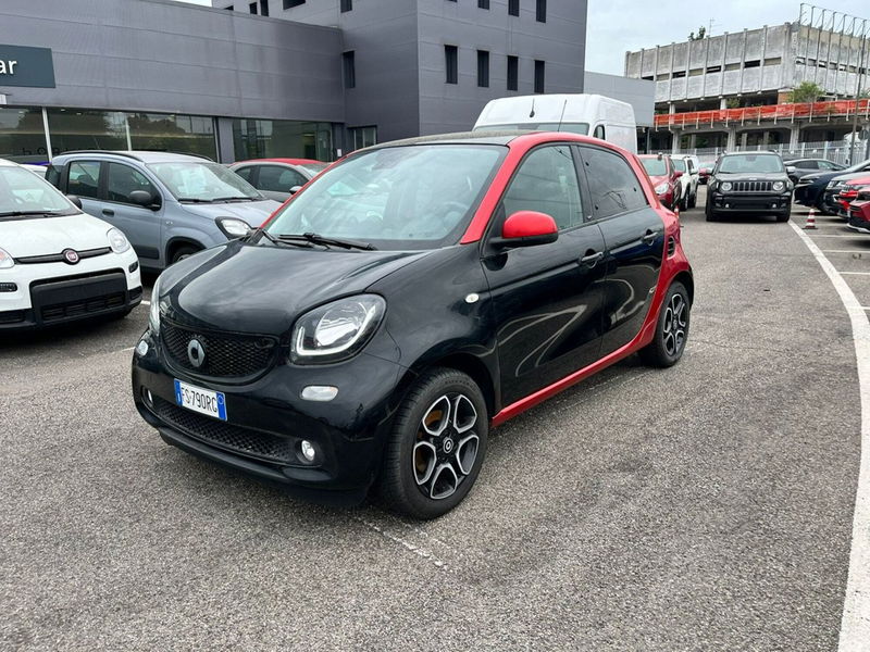 smart forfour forfour 90 0.9 Turbo twinamic Prime  del 2017 usata a Milano