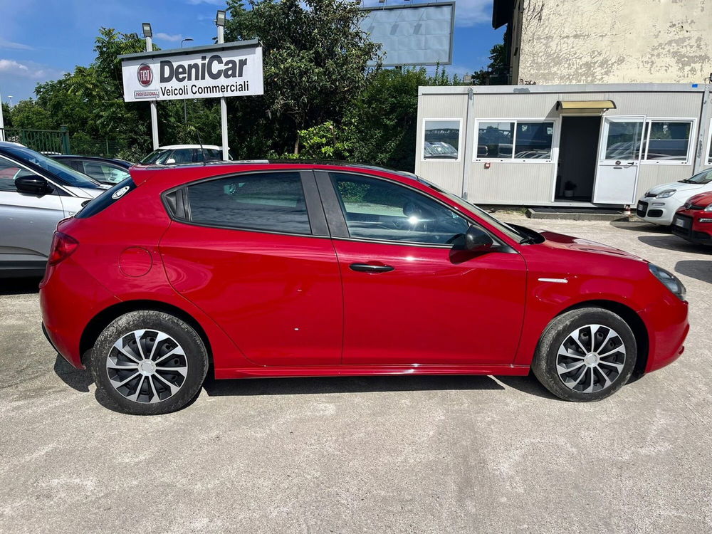 Alfa Romeo Giulietta usata a Milano (5)