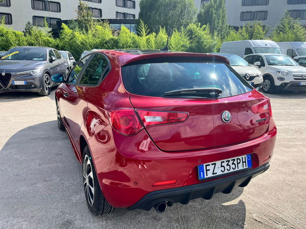 Alfa Romeo Giulietta usata a Milano (6)