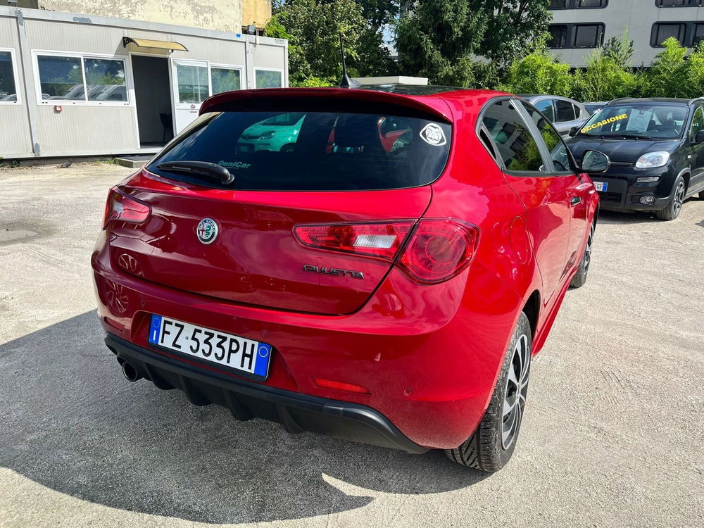 Alfa Romeo Giulietta usata a Milano (7)