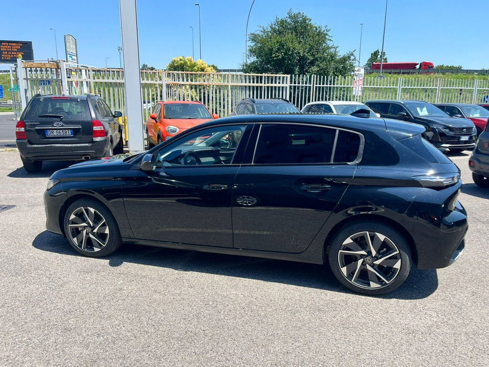 Peugeot 308 nuova a Milano (4)