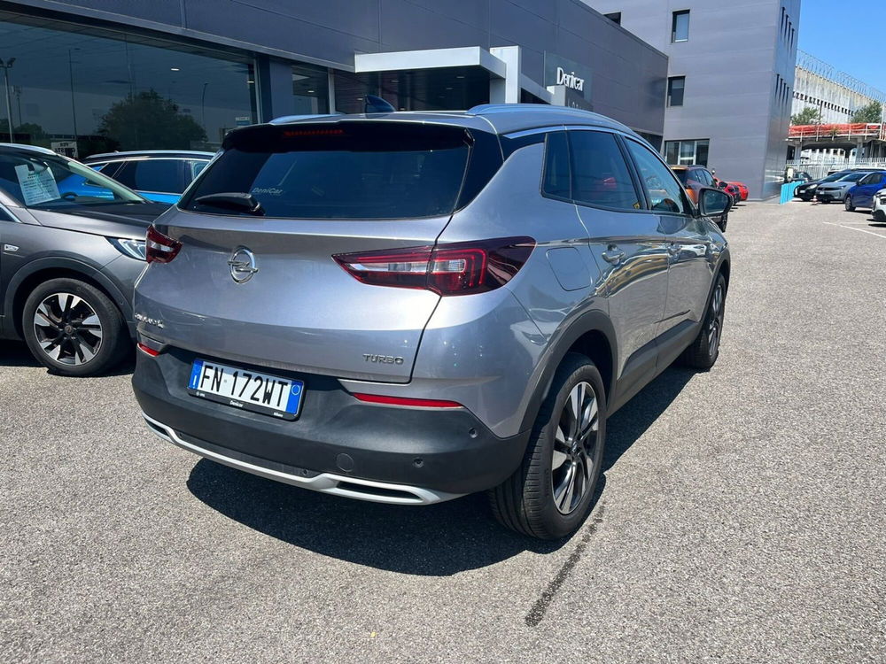 Opel Grandland X usata a Milano (6)