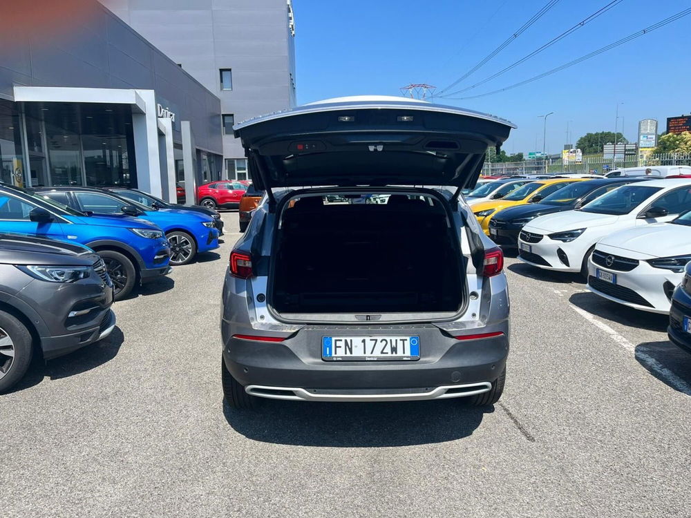 Opel Grandland X usata a Milano (9)