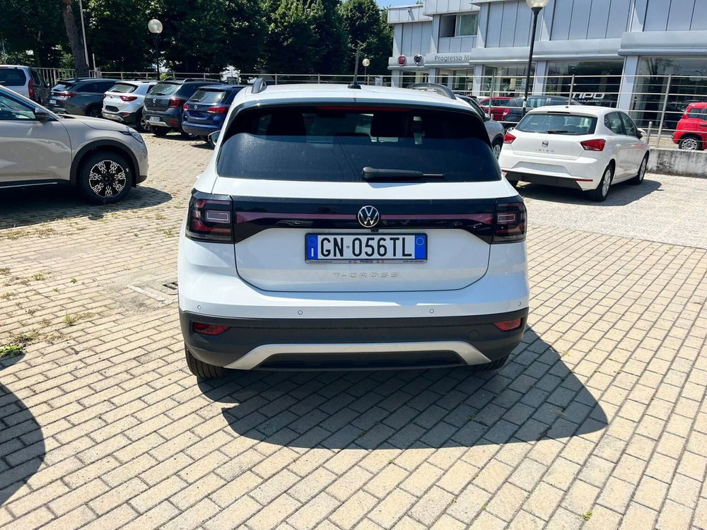 Volkswagen T-Cross usata a Milano (9)