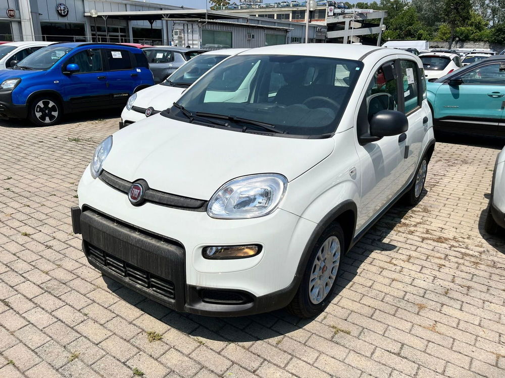 Fiat Panda Cross nuova a Milano