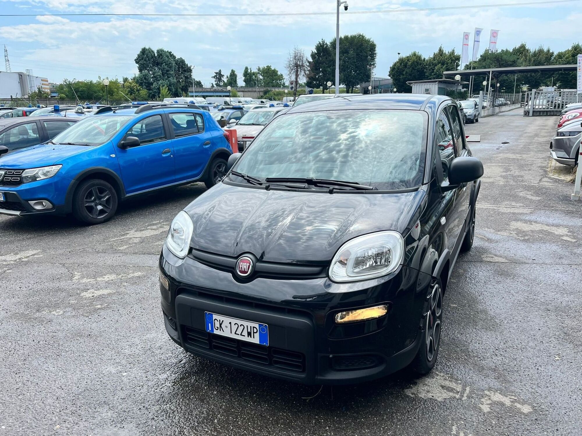 Fiat Panda 1.0 FireFly S&amp;S Hybrid City Cross  del 2022 usata a Milano