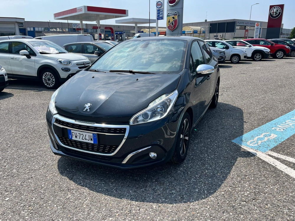 Peugeot 208 usata a Milano