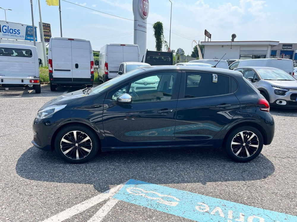 Peugeot 208 usata a Milano (3)