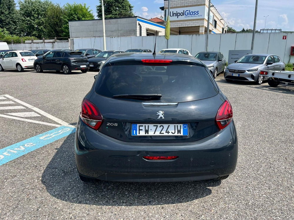 Peugeot 208 usata a Milano (6)