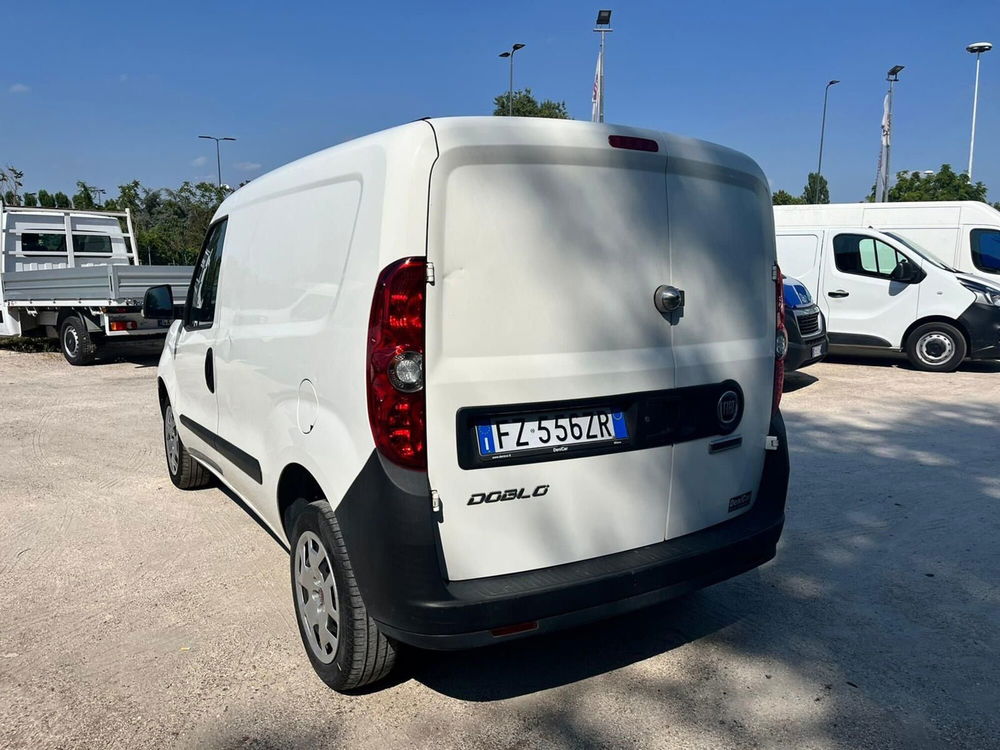 Fiat Doblò Furgone usata a Milano (8)