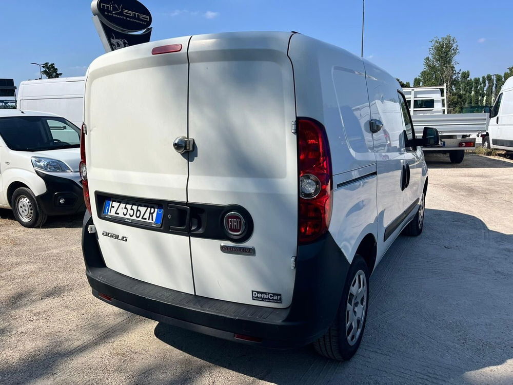 Fiat Doblò Furgone usata a Milano (9)