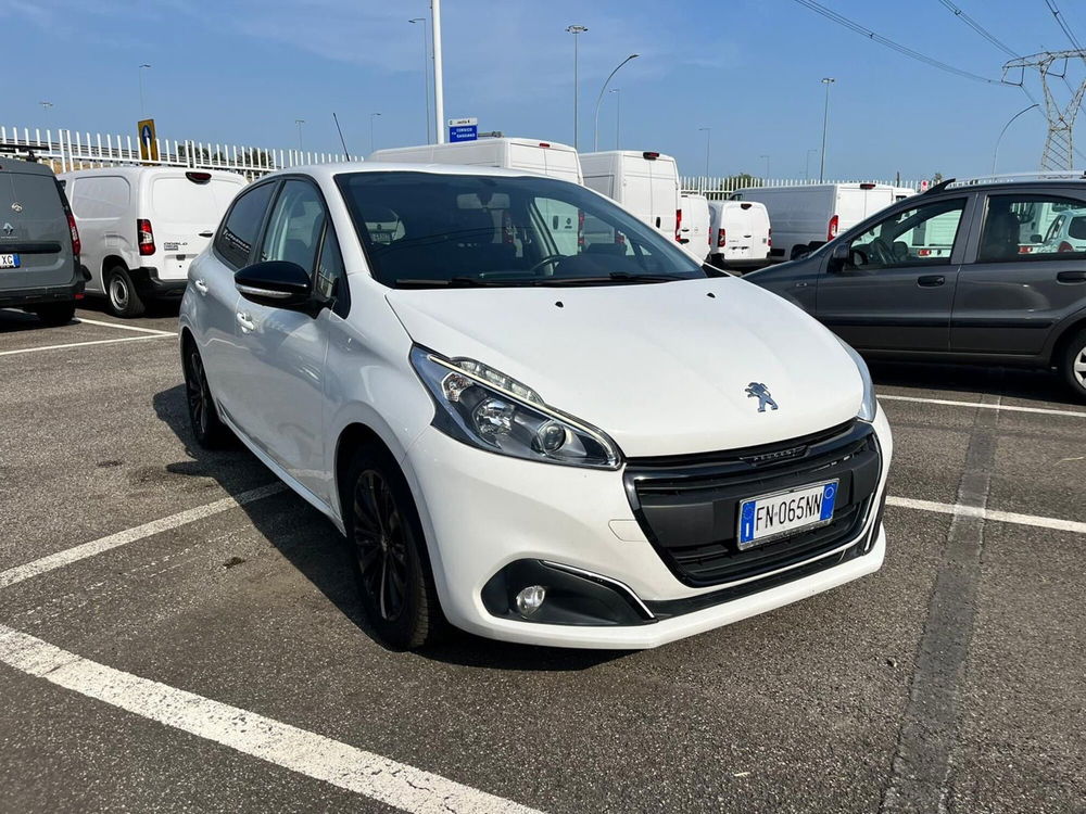 Peugeot 208 usata a Milano (3)