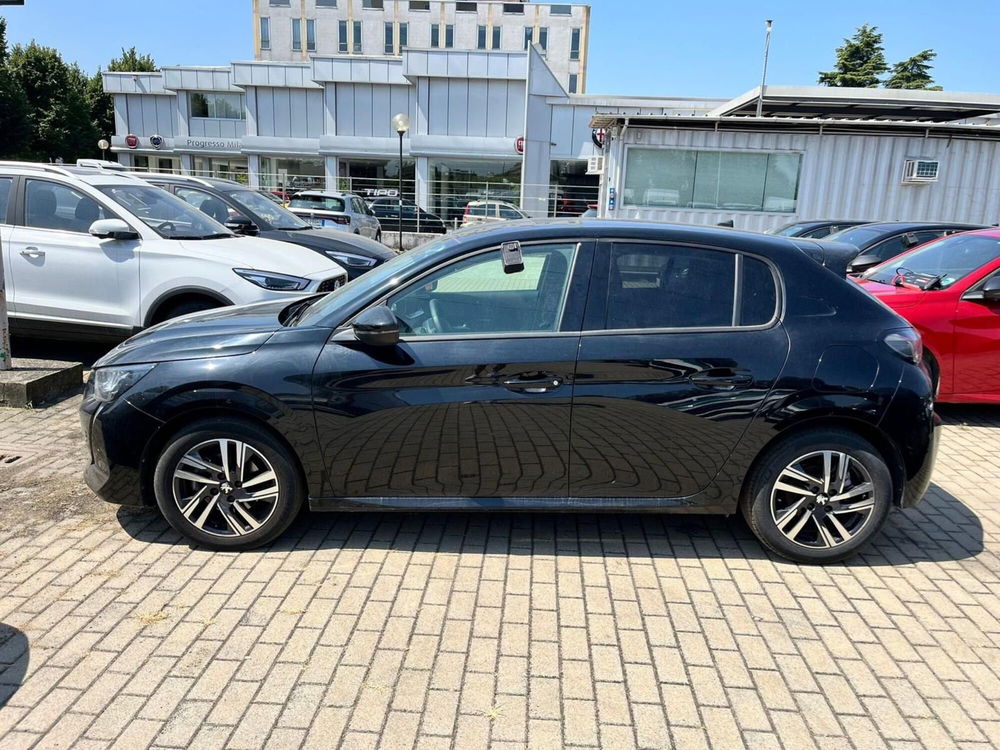 Peugeot 208 usata a Milano (4)