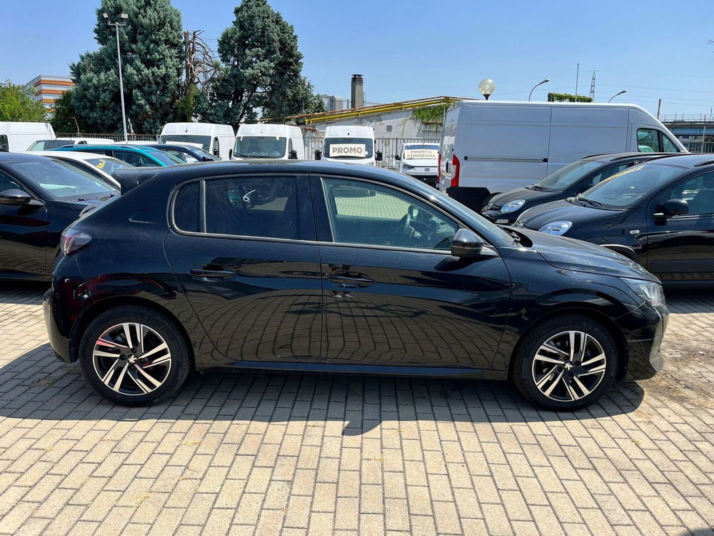 Peugeot 208 usata a Milano (5)