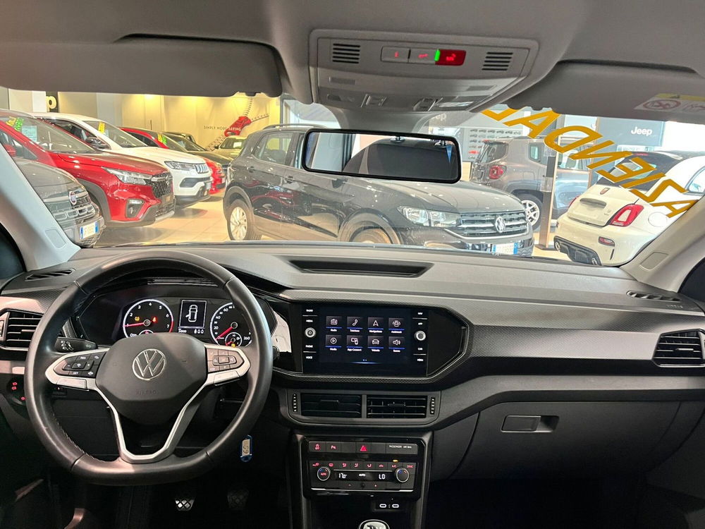 Volkswagen T-Cross usata a Milano (17)