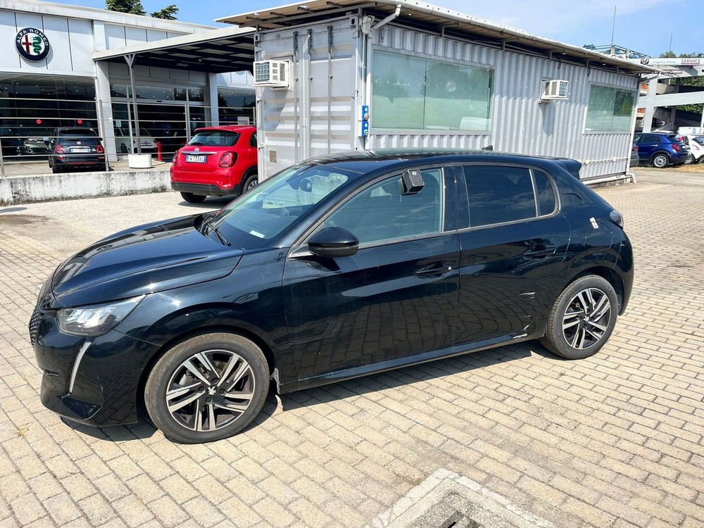 Peugeot 208 usata a Milano (4)