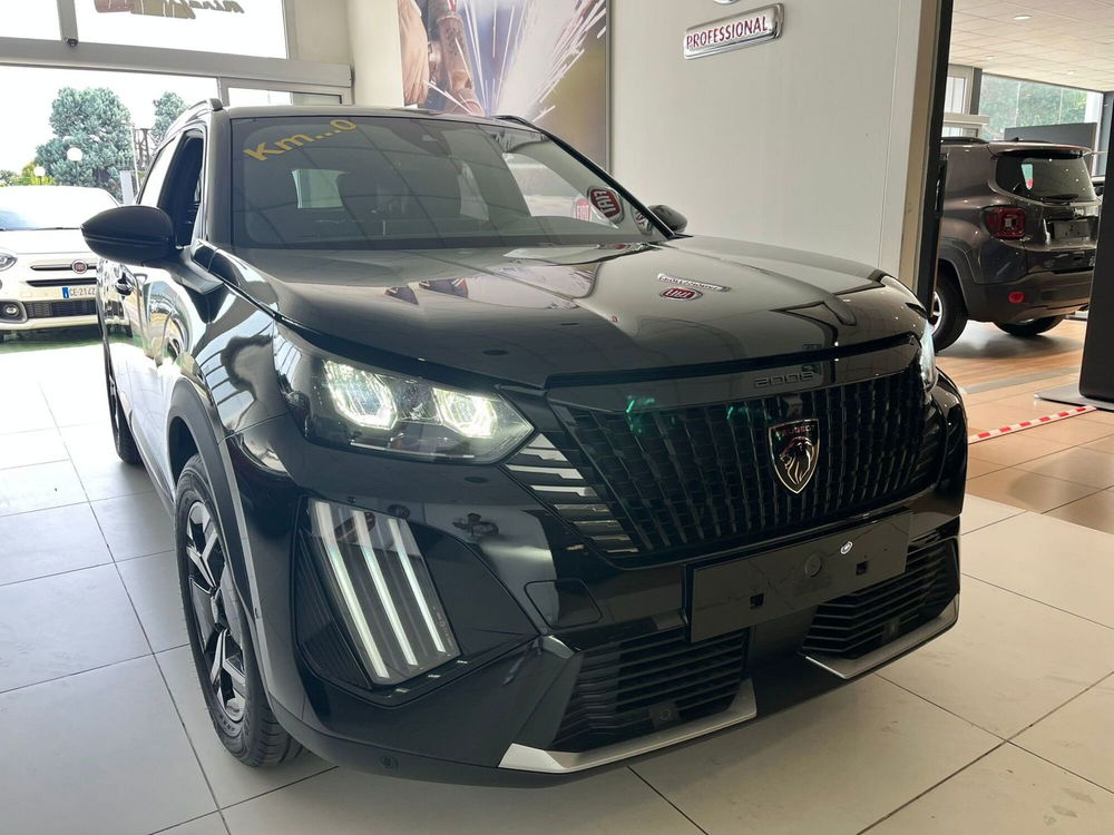 Peugeot 2008 nuova a Milano (3)