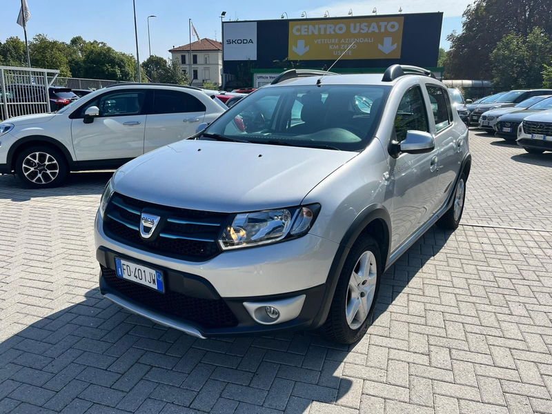 Dacia Sandero Stepway 900 TCe 12V 90CV Prestige del 2016 usata a Milano