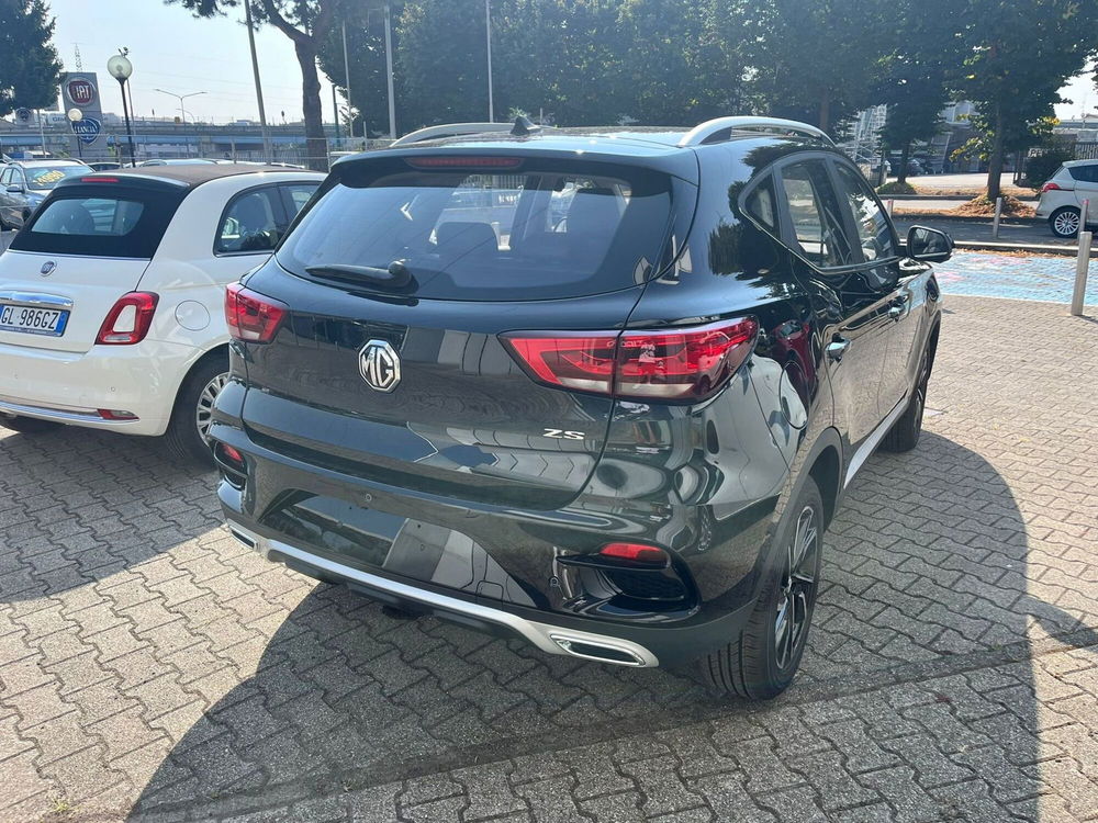 Mg ZS nuova a Milano (7)