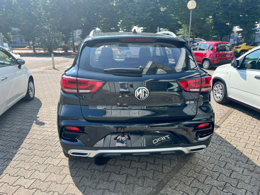 Mg ZS nuova a Milano (8)