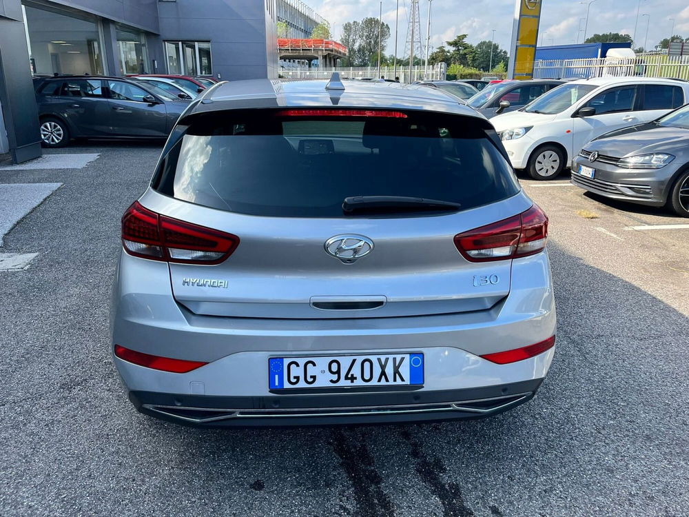 Hyundai i30 usata a Milano (10)