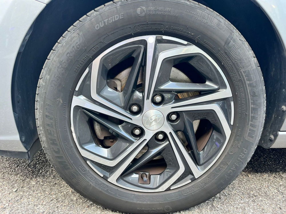 Hyundai i30 usata a Milano (7)