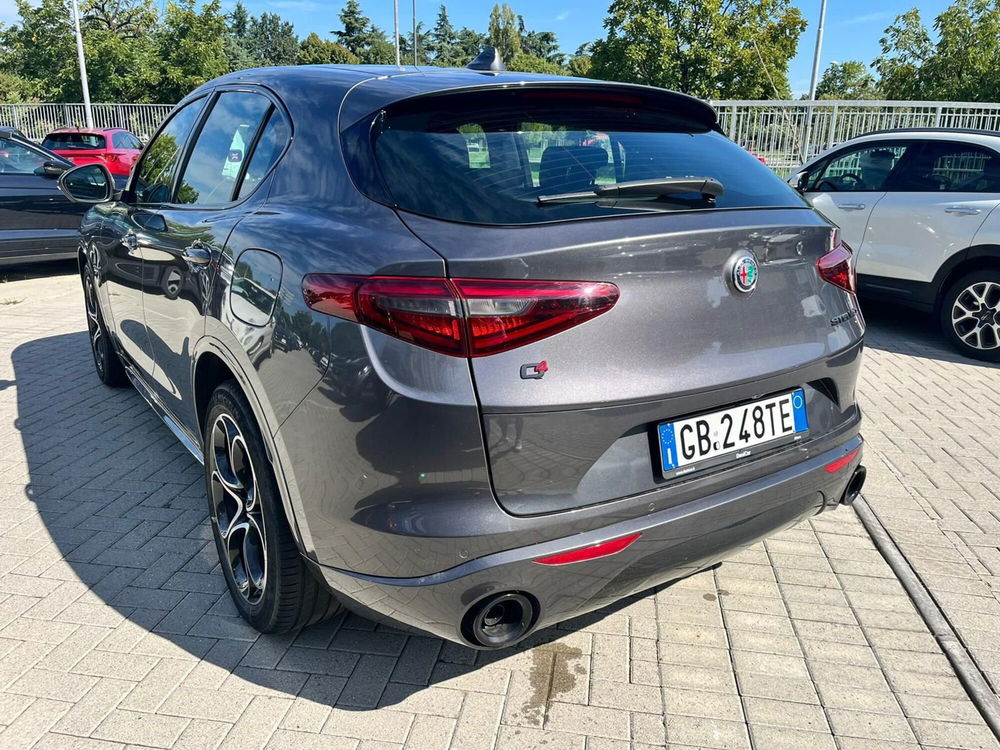 Alfa Romeo Stelvio usata a Milano (6)