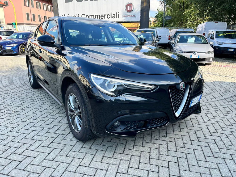 Alfa Romeo Stelvio usata a Milano (3)