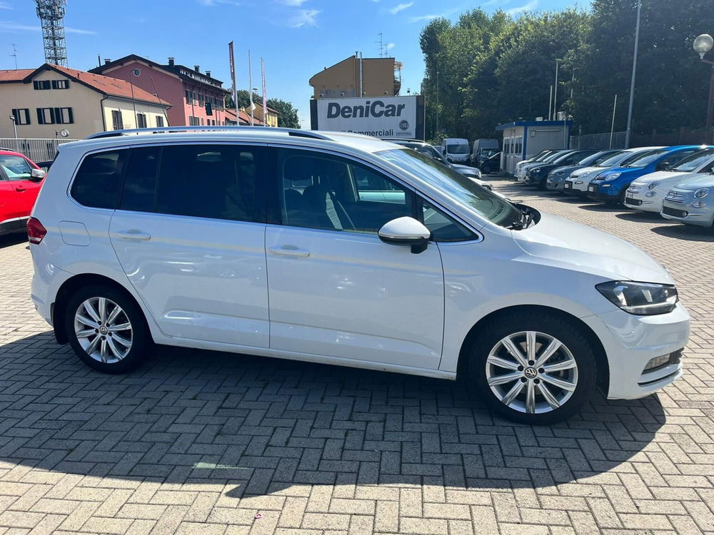 Volkswagen Touran usata a Milano (5)