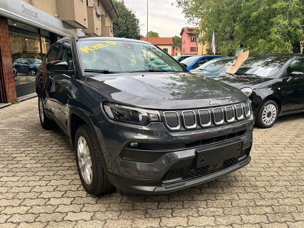 Jeep Compass nuova a Milano (3)