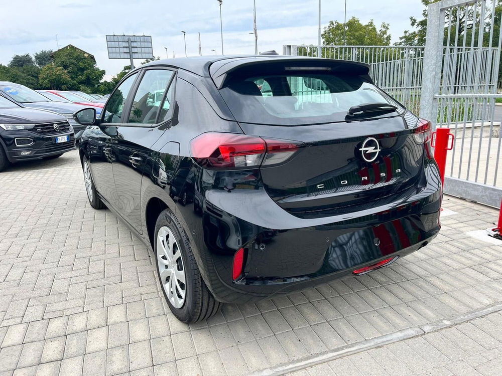 Opel Corsa nuova a Milano (6)