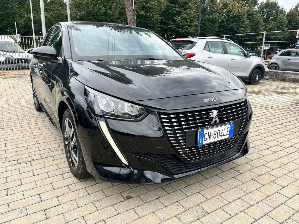 Peugeot 208 usata a Milano (3)