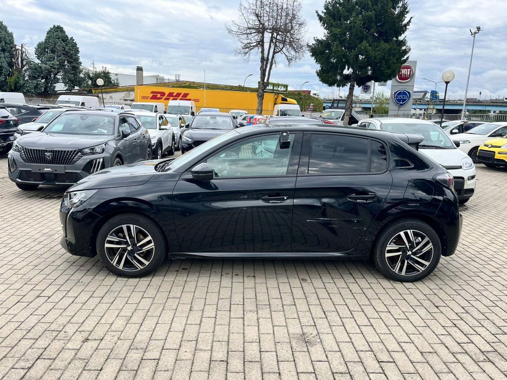 Peugeot 208 usata a Milano (4)