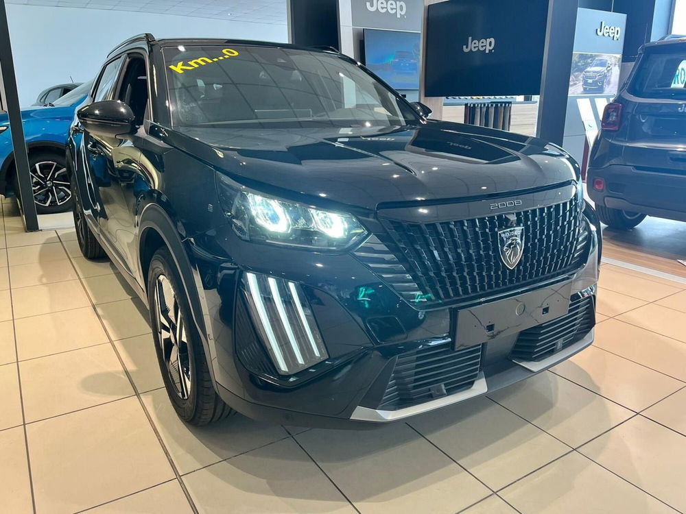 Peugeot 2008 nuova a Milano (3)