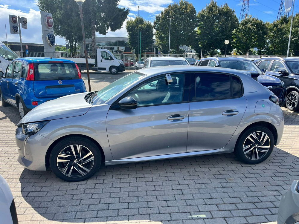 Peugeot 208 usata a Milano (4)