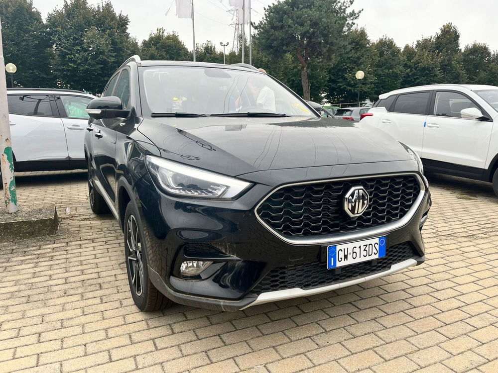 Mg ZS (2021-->) nuova a Milano (3)