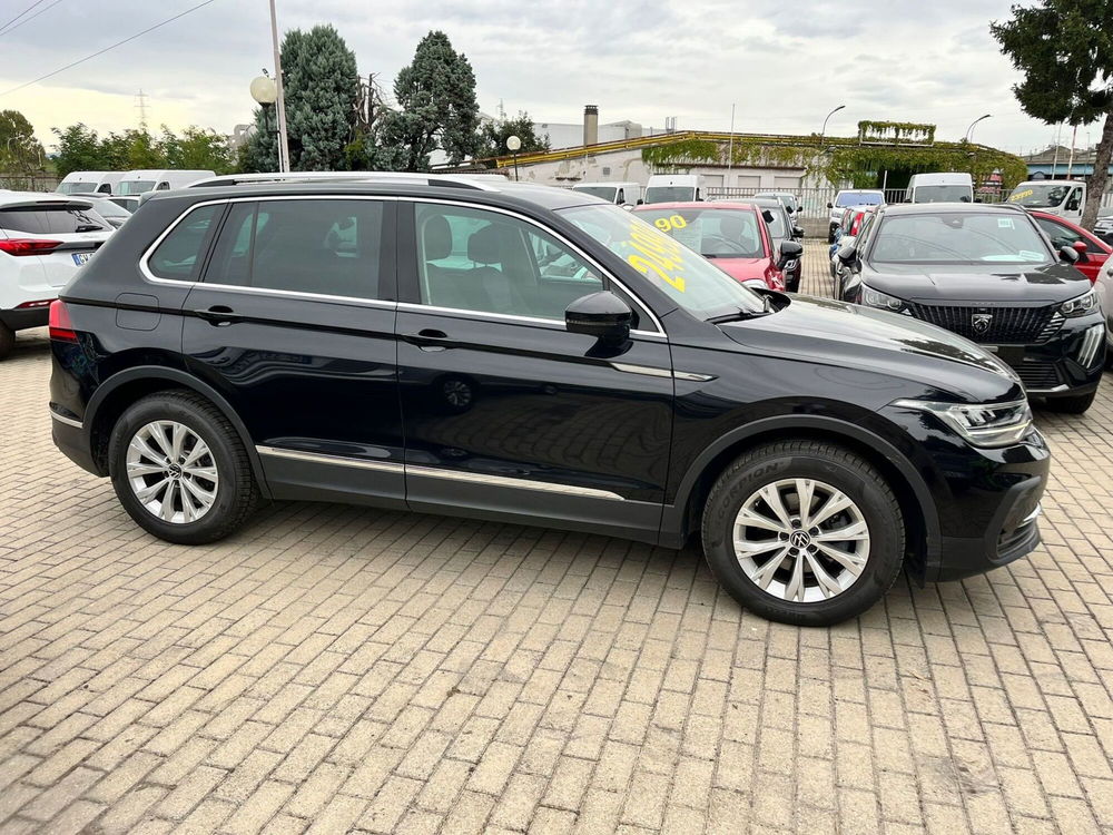 Volkswagen Tiguan usata a Milano (5)