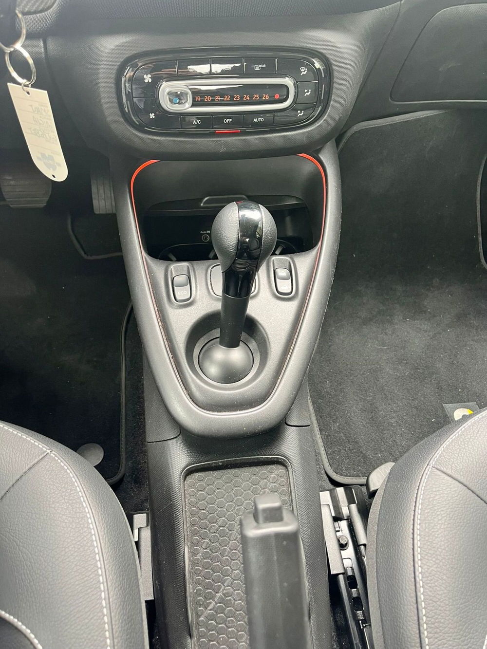 smart Fortwo Cabrio usata a Milano (19)