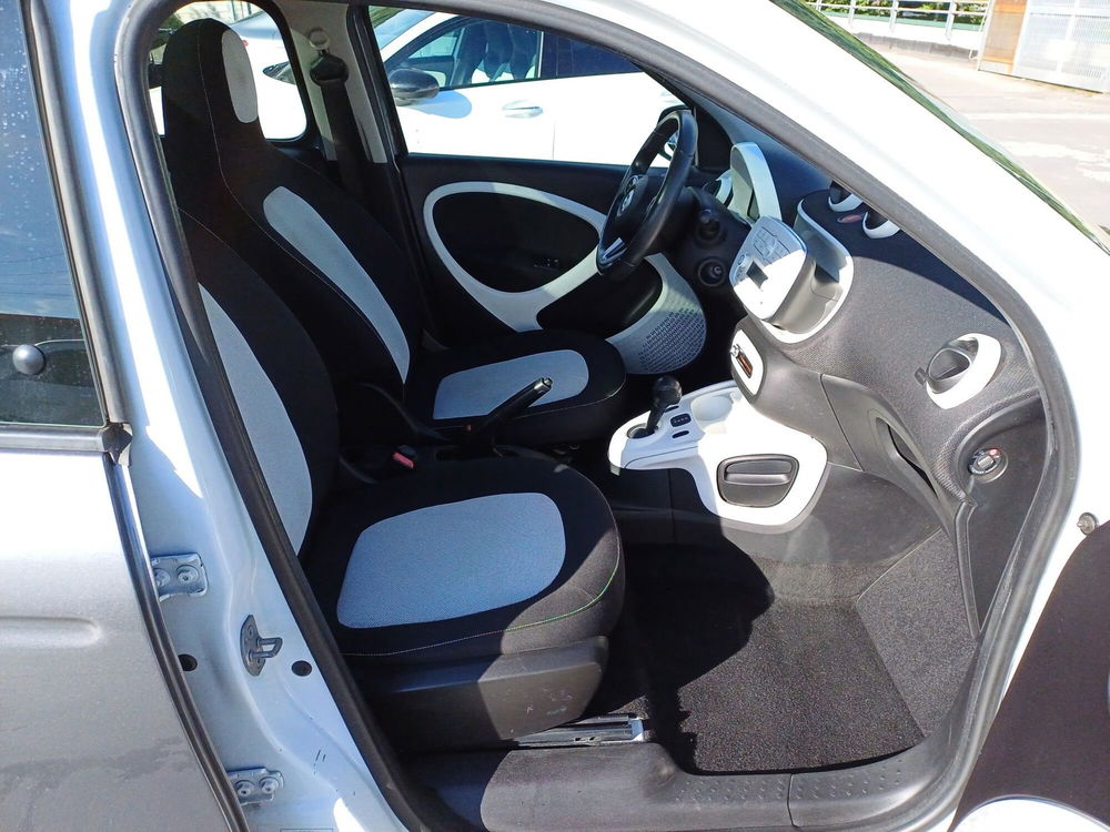 smart forfour usata a Genova (11)