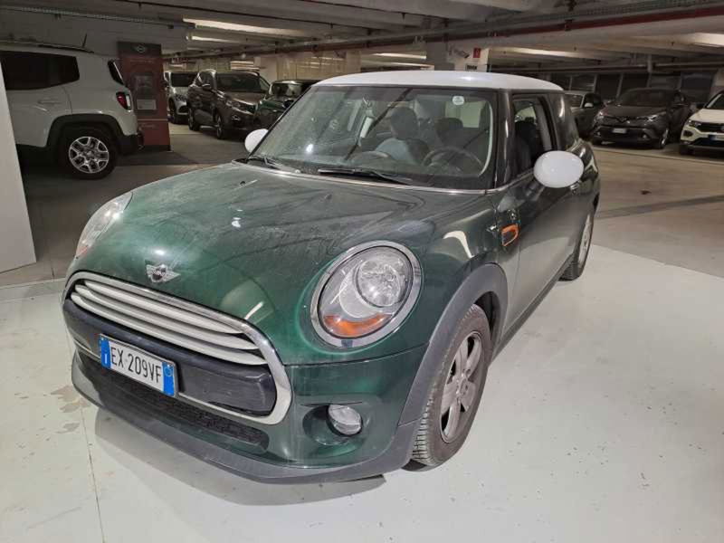 MINI Mini 1.5 Cooper Essential  del 2014 usata a Asti