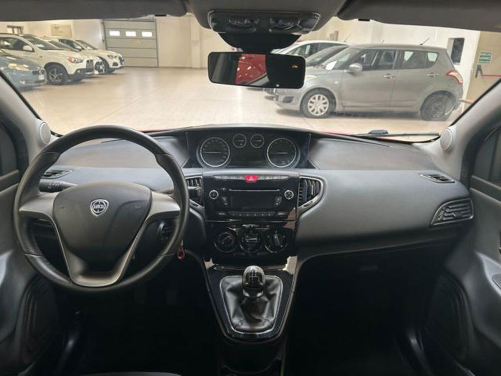 Lancia Ypsilon usata a Cuneo (17)