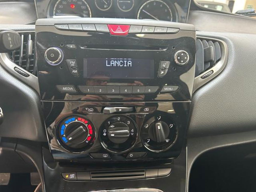 Lancia Ypsilon usata a Cuneo (20)