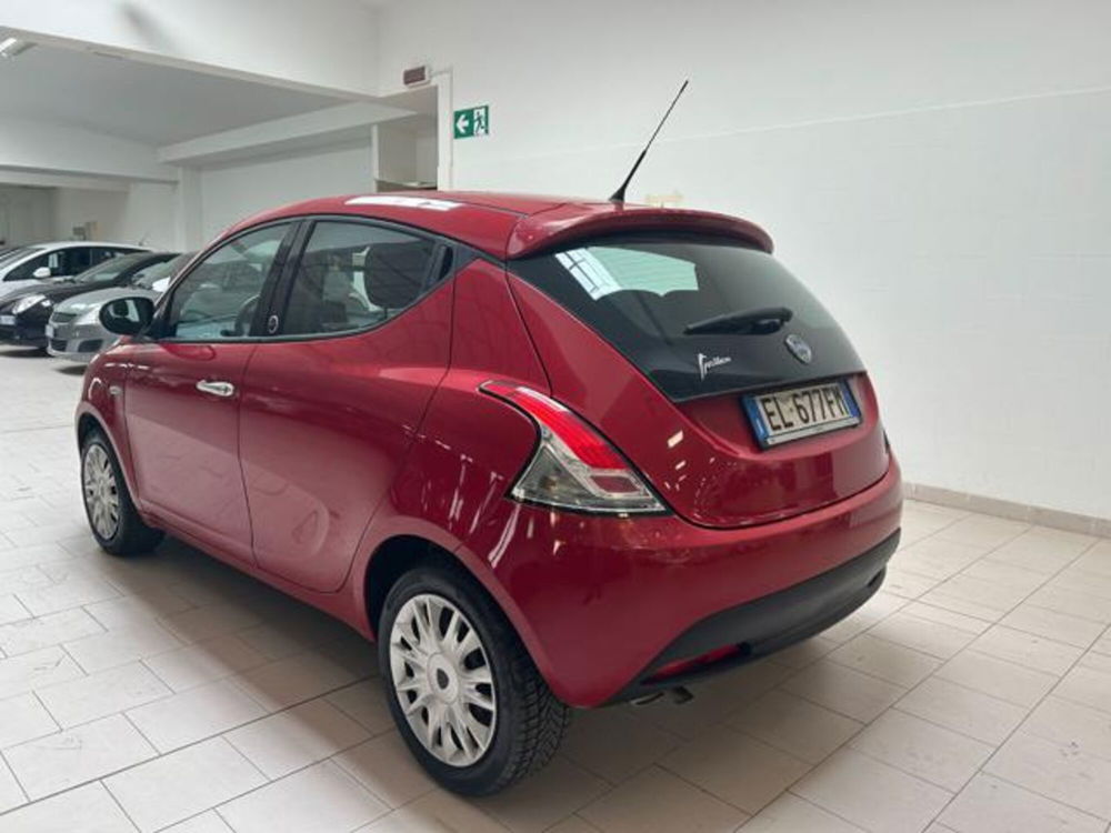 Lancia Ypsilon usata a Cuneo (9)