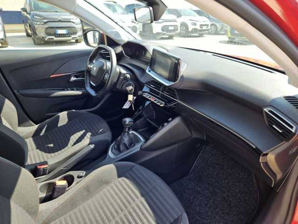 Peugeot 208 usata a Catania (8)