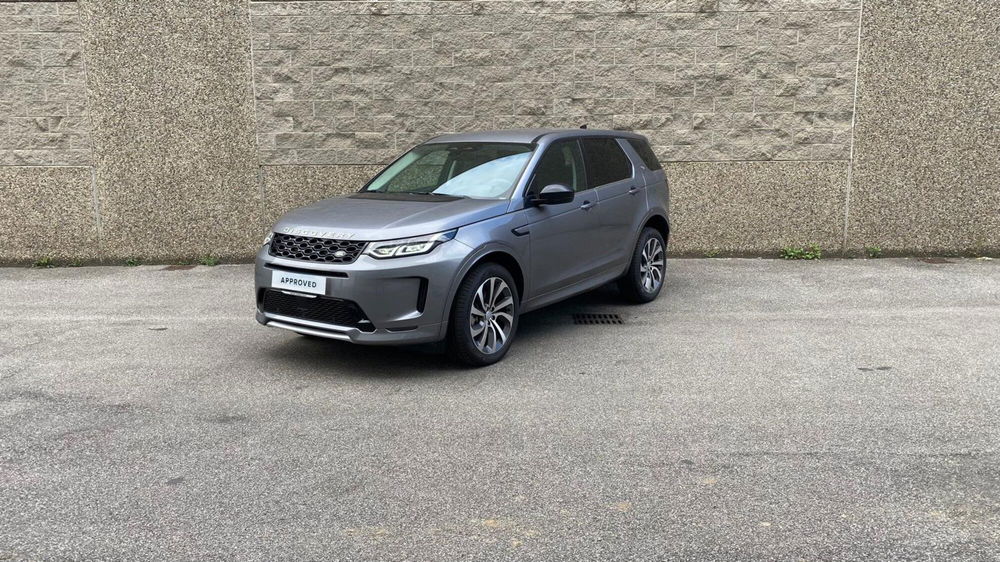 Land Rover Discovery Sport nuova a Bergamo