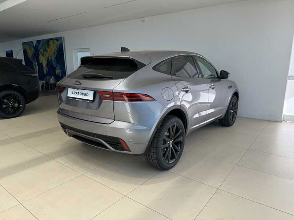 Jaguar E-Pace nuova a Forlì-Cesena (7)