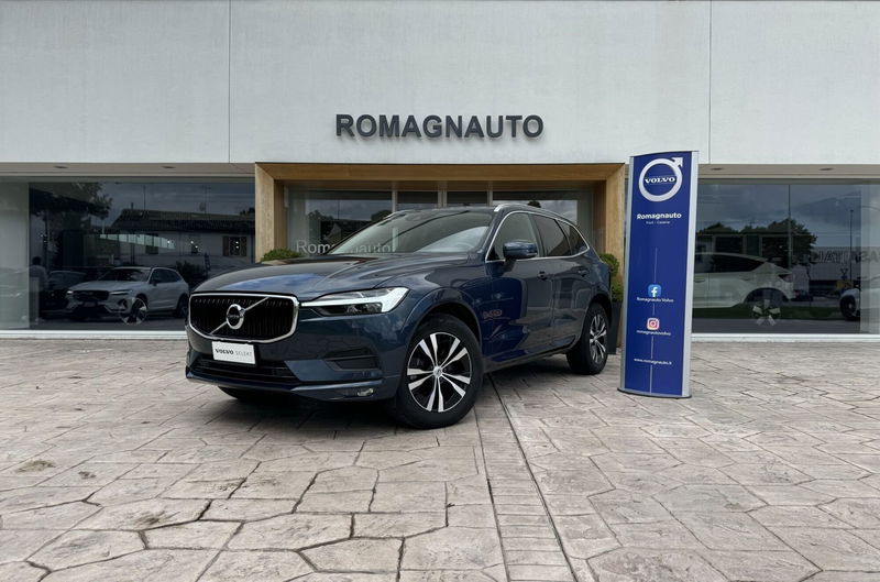 Volvo XC60 B4 (d) AWD Geartronic Momentum Pro  del 2021 usata a Forli&#039;