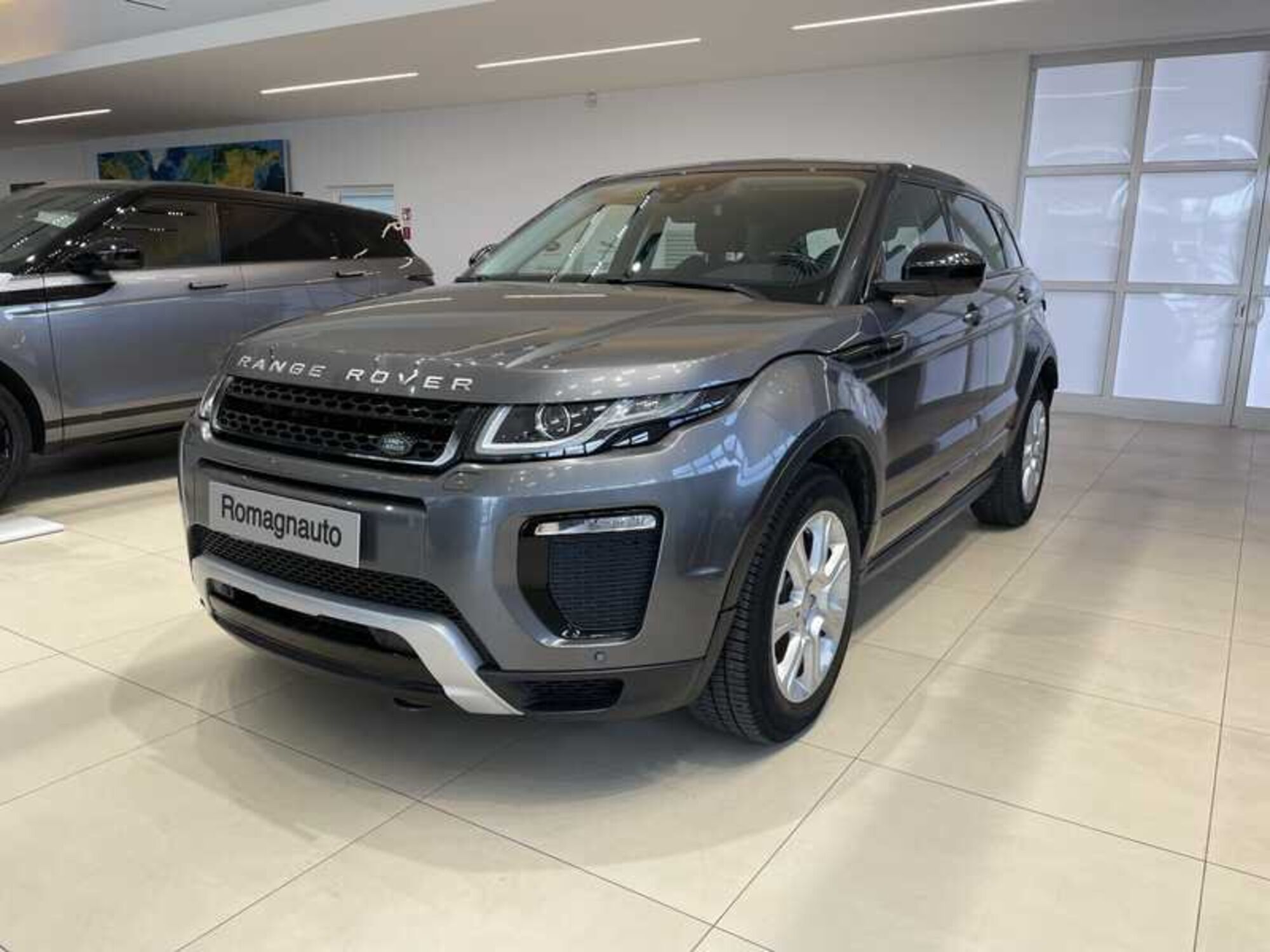 Land Rover Range Rover Evoque 2.0 TD4 150 CV 5p. Pure  del 2016 usata a Forli&#039;